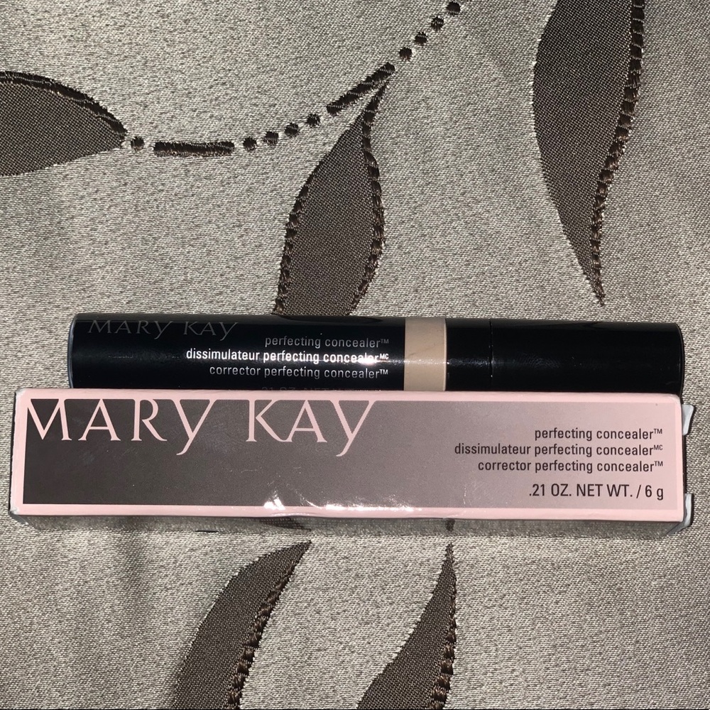 Mary Kay® Perfecting Concealer